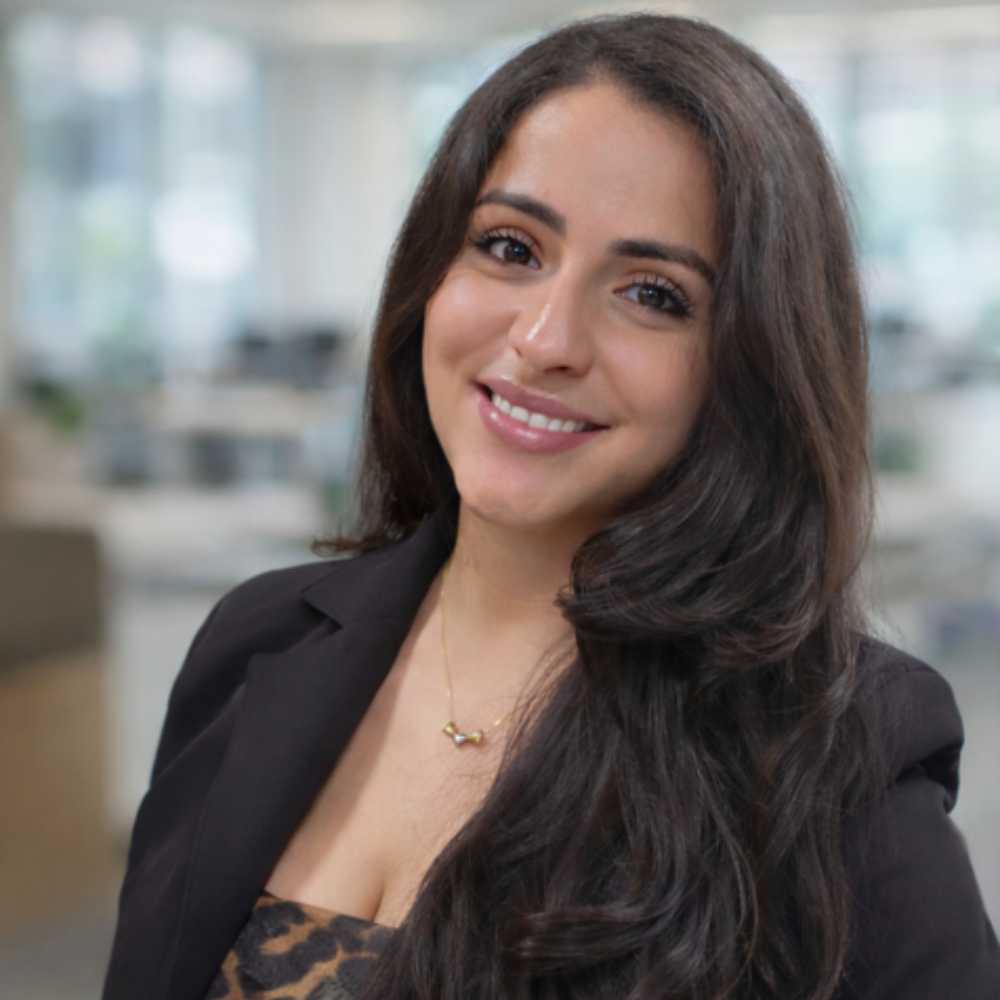 Yarelis Barrientos, Office Manager